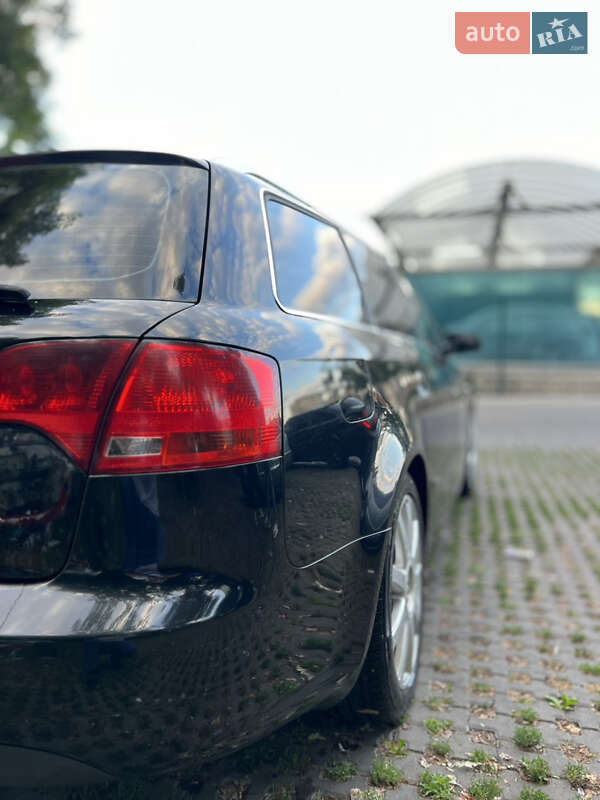 Универсал Audi A4 2006 в Киеве