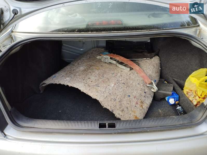 Седан Audi A4 1996 в Верховині фото 8 Седан Audi A4 1996 в Верховині