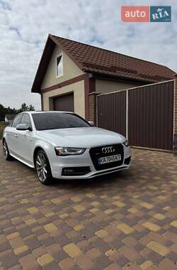 Седан Audi A4 2013 в 