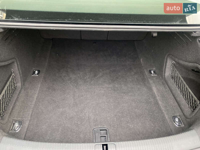 Седан Audi A4 2017 в Самборе фото 55 Седан Audi A4 2017 в Самборе
