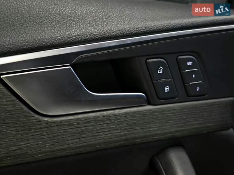 Седан Audi A4 2019 в Миколаєві
