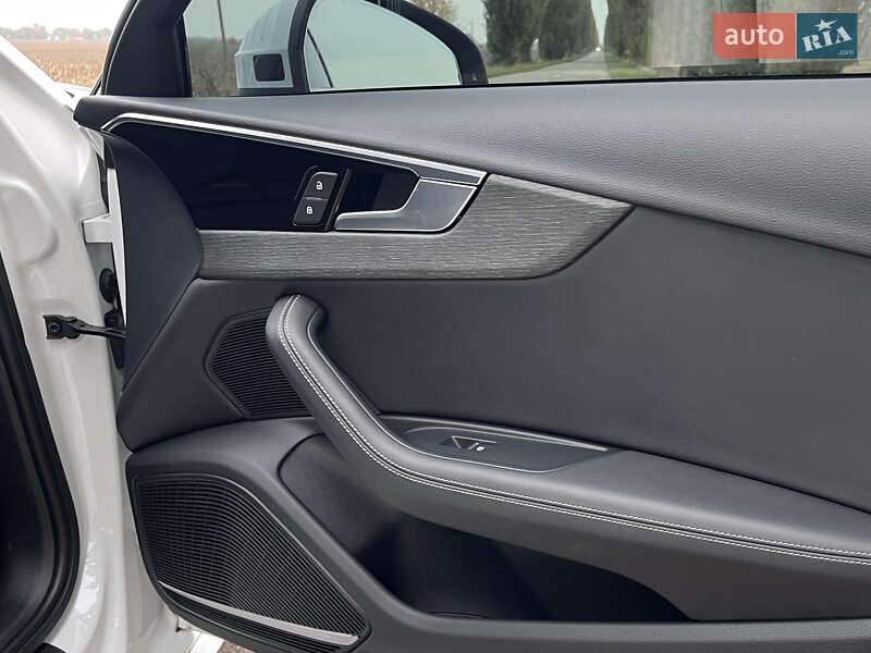 Седан Audi A4 2020 в Баришівка