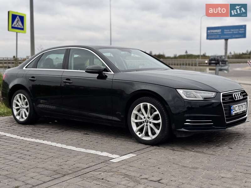 Седан Audi A4 2016 в Львове