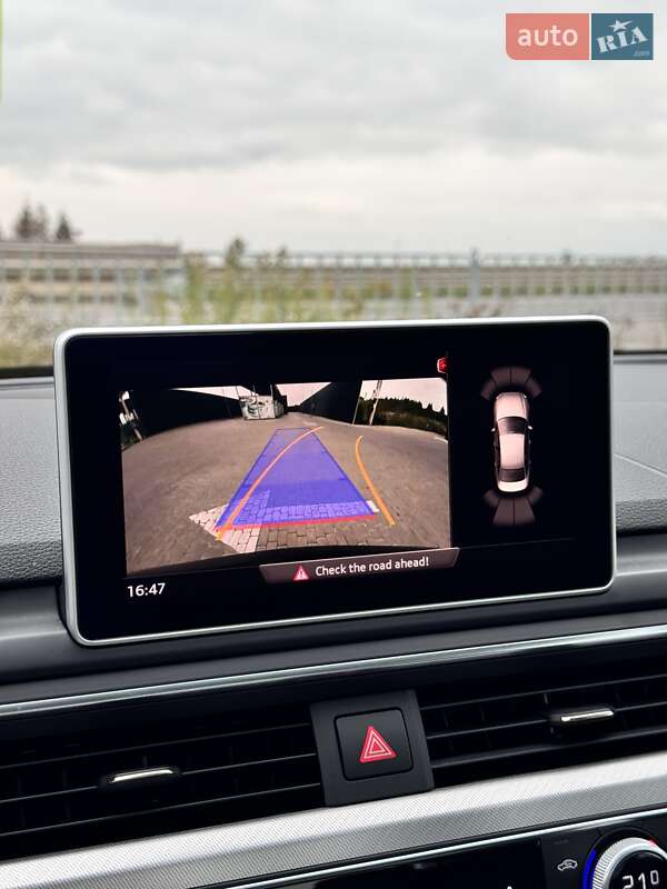 Седан Audi A4 2016 в Львове