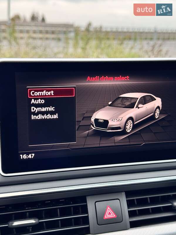 Седан Audi A4 2016 в Львове