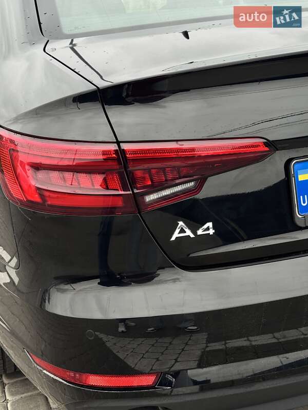 Седан Audi A4 2016 в Львове