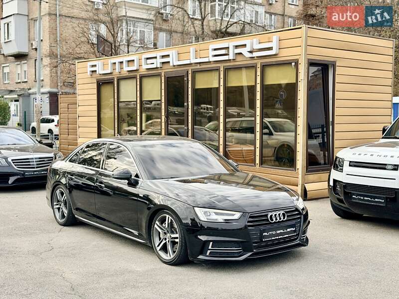 Седан Audi A4 2018 в Києві