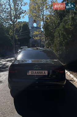 Седан Audi A4 2013 в Одесі