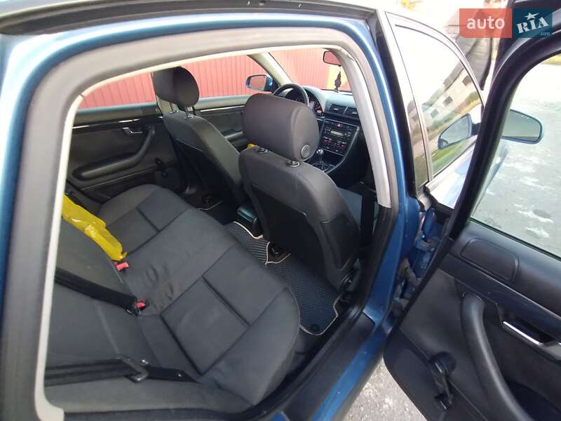 Седан Audi A4 2001 в Мирополі
