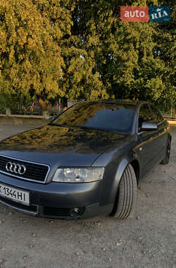 Седан Audi A4 2001 в Сарнах