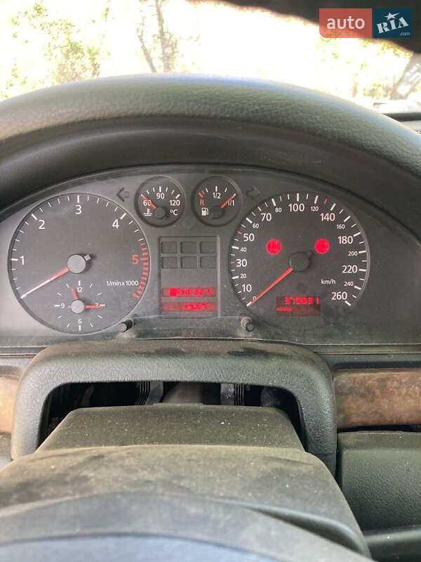 Універсал Audi A4 1998 в Запоріжжі