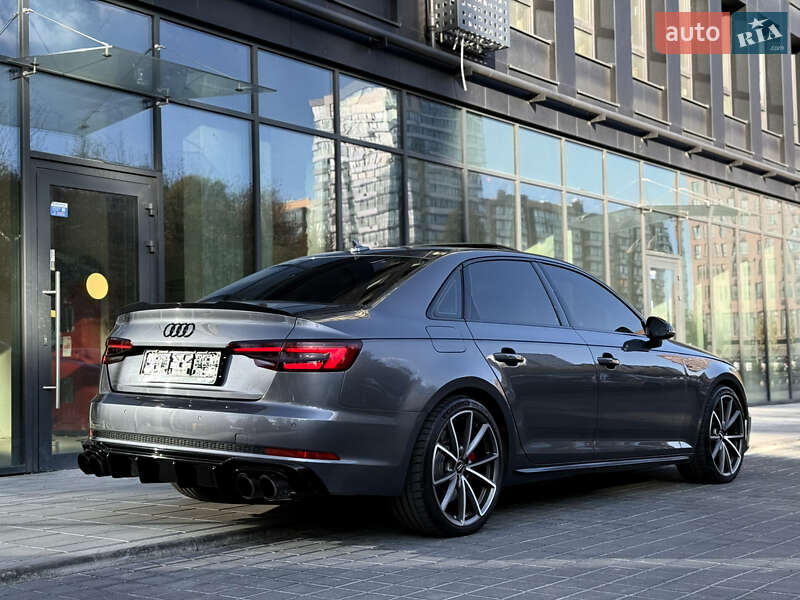 Седан Audi A4 2017 в Львові фото 11 Седан Audi A4 2017 в Львові