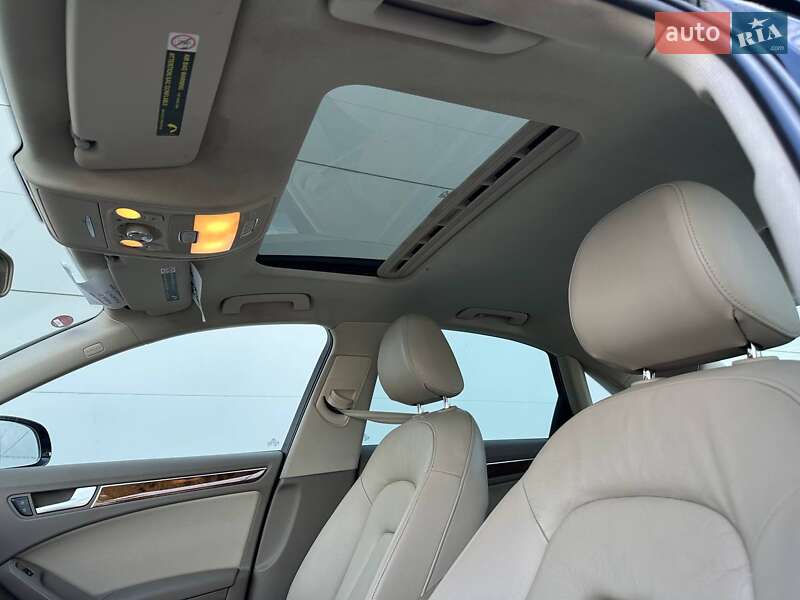 Седан Audi A4 2011 в Киеве