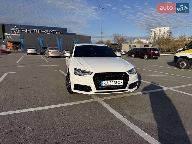 Audi A4 2018 Audi A4 2018