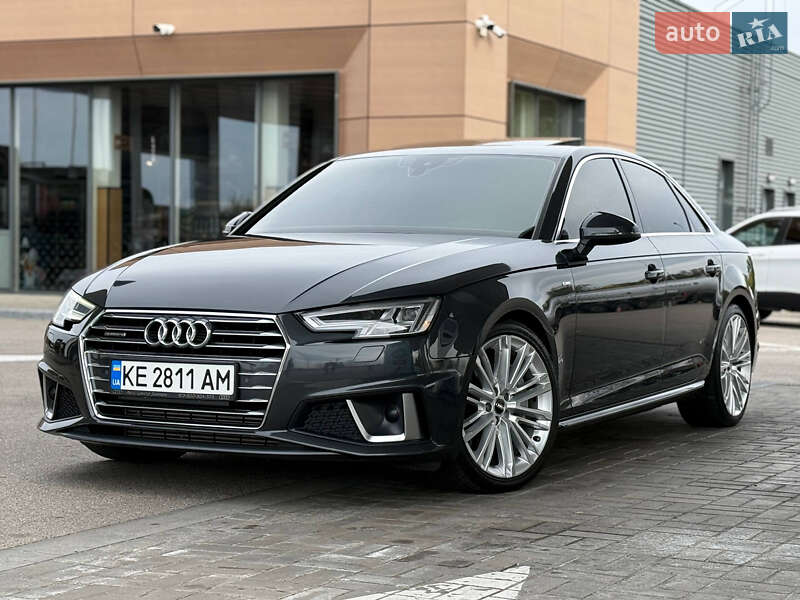 Седан Audi A4 2019 в Дніпрі