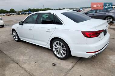 Седан Audi A4 2019 в 