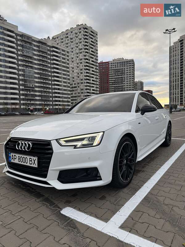 Audi A4 2018 Audi A4 2018