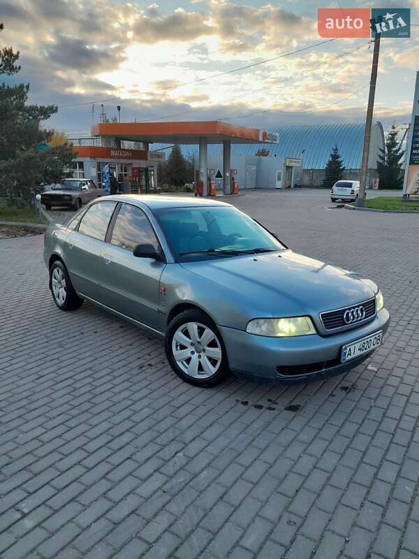 Седан Audi A4 1996 в Вінниці