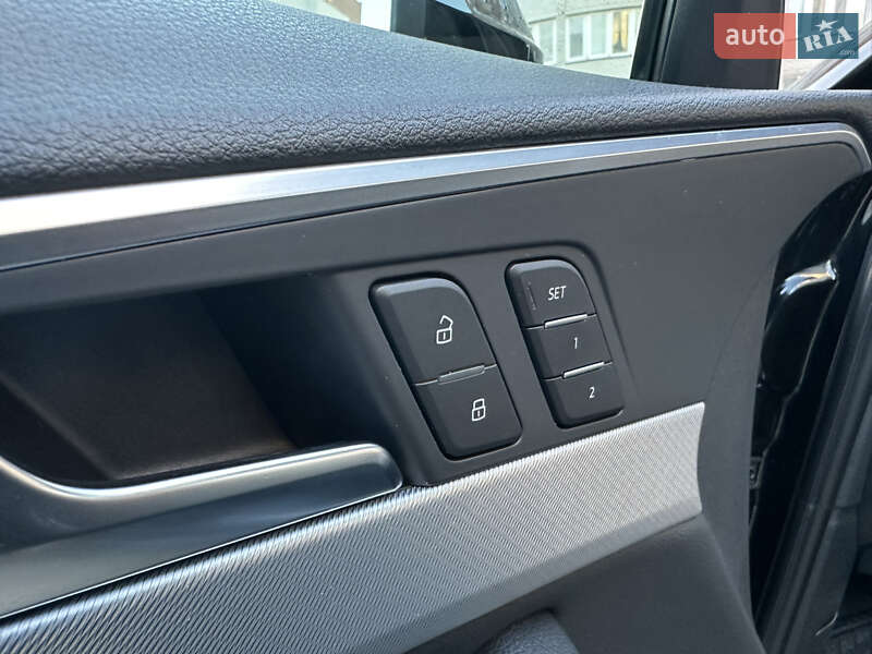 Універсал Audi A4 2017 в Вінниці фото 40 Універсал Audi A4 2017 в Вінниці