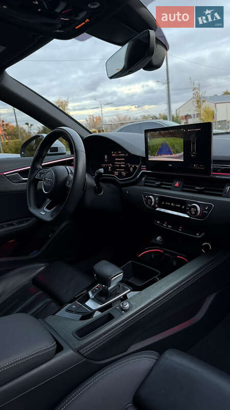 Седан Audi A4 2020 в Києві