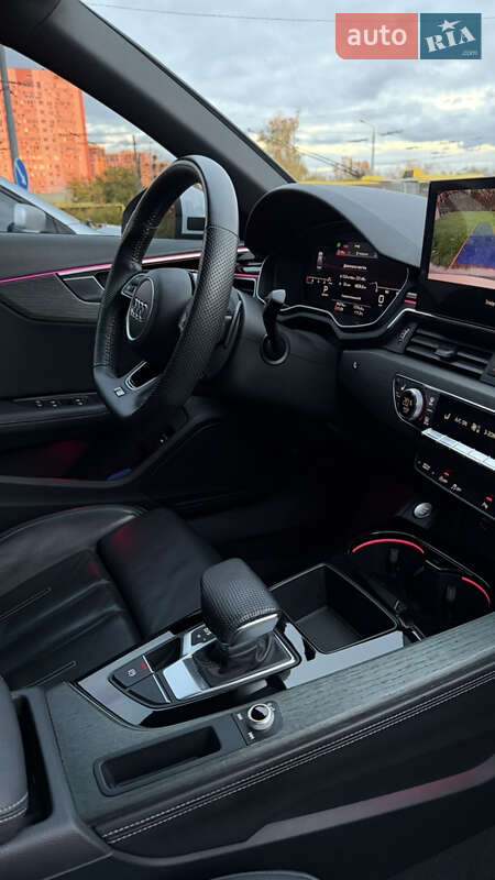 Седан Audi A4 2020 в Києві