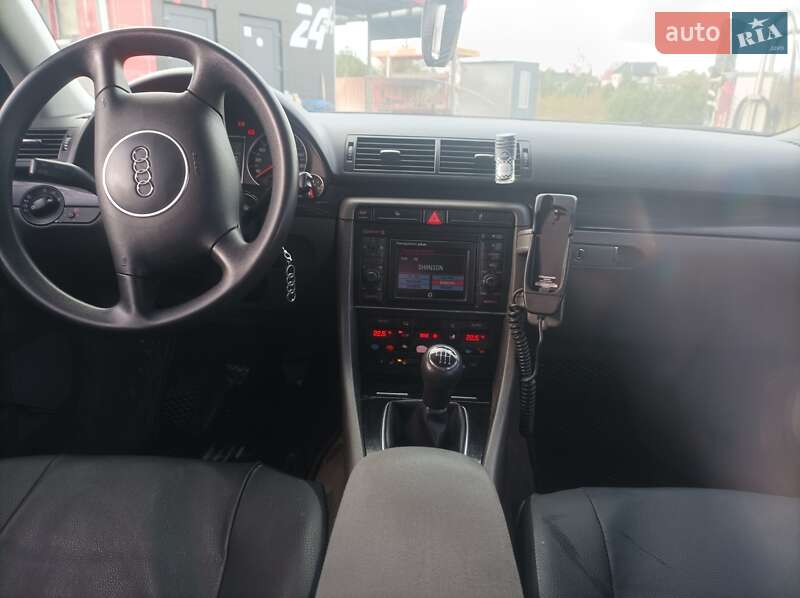 Седан Audi A4 2002 в Львові фото 4 Седан Audi A4 2002 в Львові