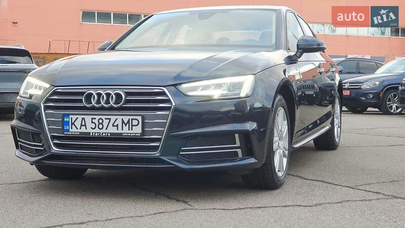 Седан Audi A4 2018 в Киеве