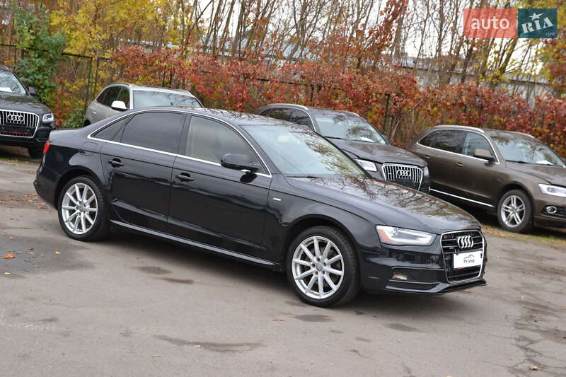 Седан Audi A4 2014 в Луцке