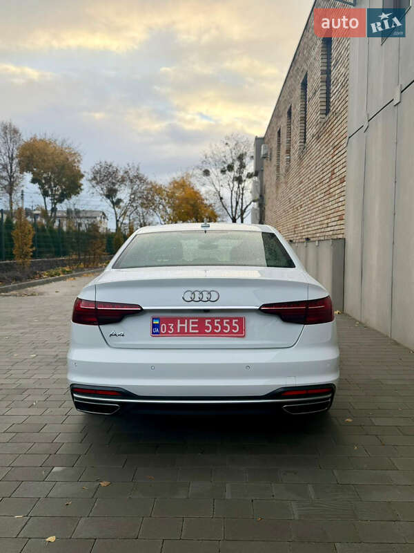 Седан Audi A4 2020 в Луцке