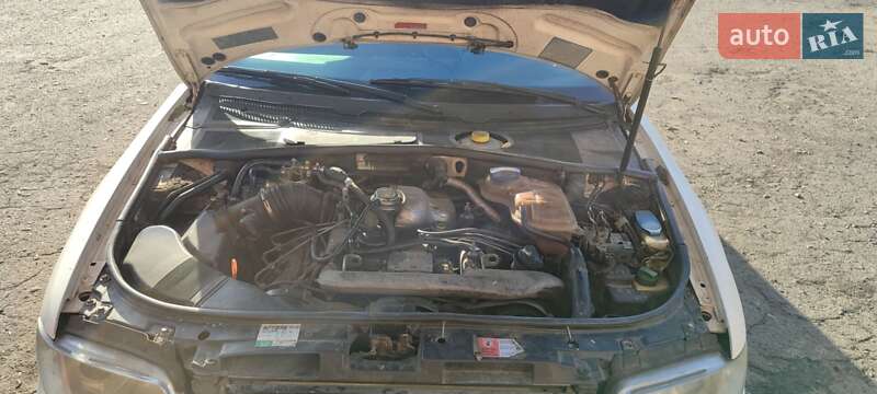 Універсал Audi A4 2000 в Васильківці