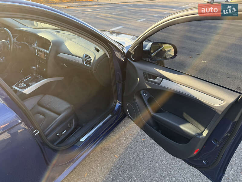 Седан Audi A4 2013 в Краматорську