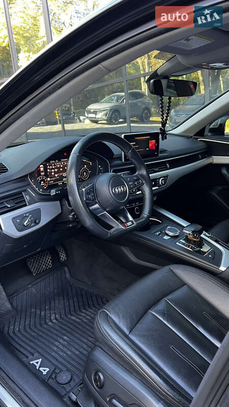 Седан Audi A4 2016 в Запоріжжі