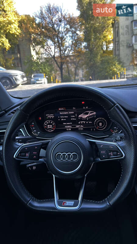 Седан Audi A4 2016 в Запоріжжі