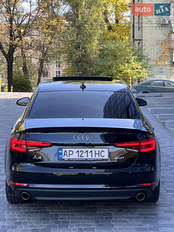 Седан Audi A4 2016 в Запоріжжі