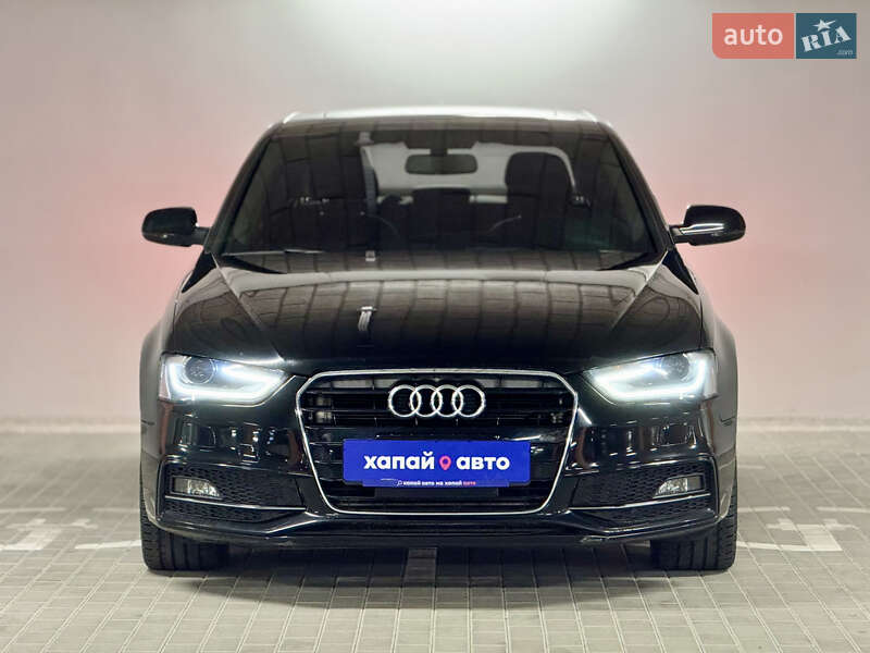 Седан Audi A4 2014 в Києві