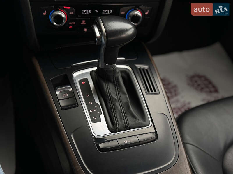 Седан Audi A4 2014 в Києві