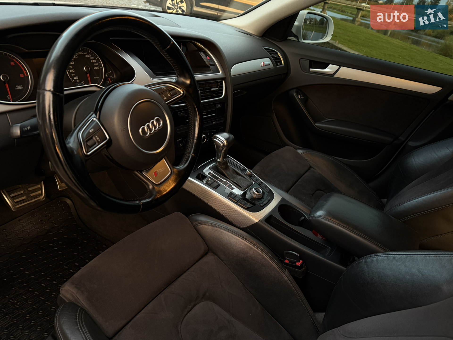 2013 Audi A4 - мініатюра 12