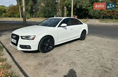 Седан Audi A4 2015 в Луцьку