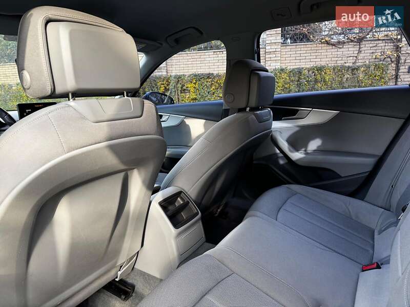 Універсал Audi A4 2016 в Києві фото 25 Універсал Audi A4 2016 в Києві