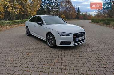 Седан Audi A4 2017 в Миргороді