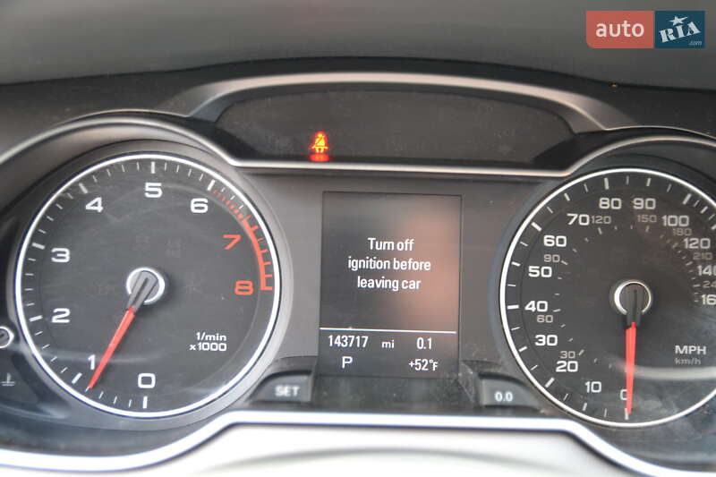 Седан Audi A4 2013 в Луцке