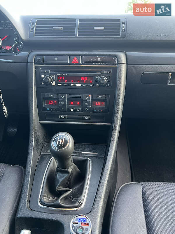 Седан Audi A4 2002 в Звенигородке