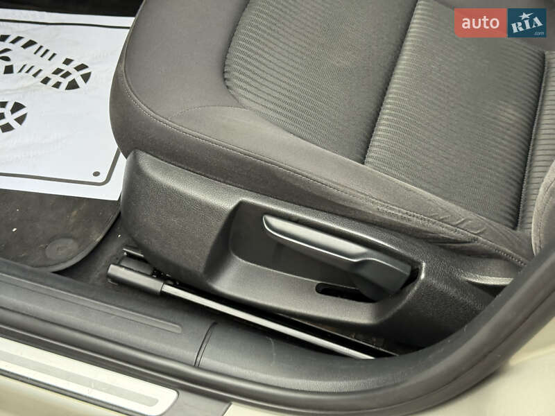 Седан Audi A4 2012 в Днепре фото 37 Седан Audi A4 2012 в Днепре