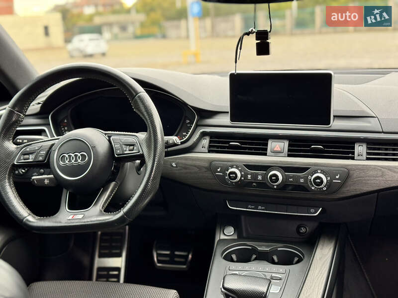 Универсал Audi A4 2016 в Ужгороде