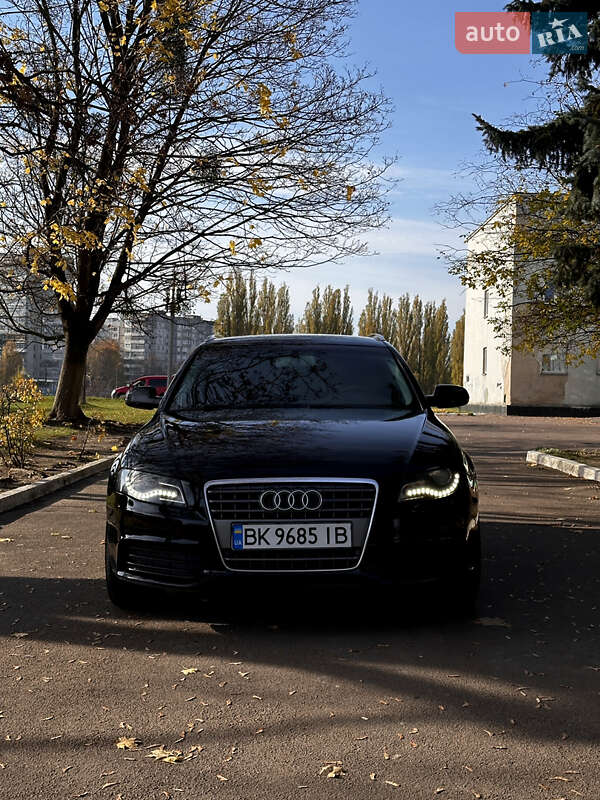 Audi A4 2011