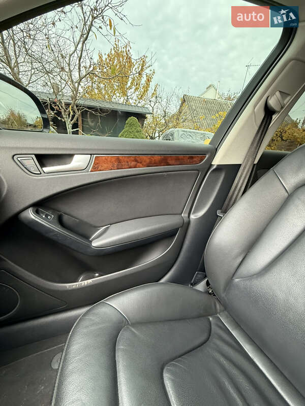 Седан Audi A4 2008 в Луцке