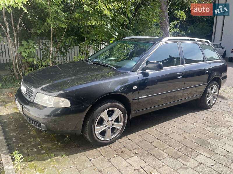 Універсал Audi A4 2000 в Києві
