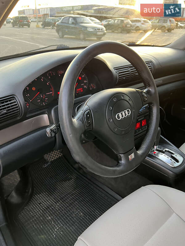 Седан Audi A4 1999 в Кропивницькому