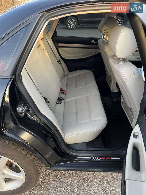 Седан Audi A4 1999 в Кропивницькому