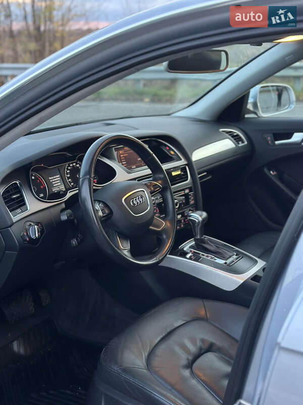 Седан Audi A4 2014 в Полтаве